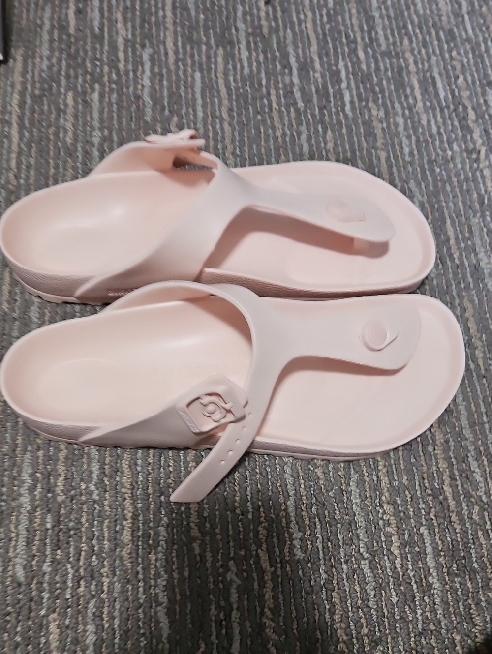 Birkenstock Women’s Casual Pink Thong Sandals - Gizeh EVA